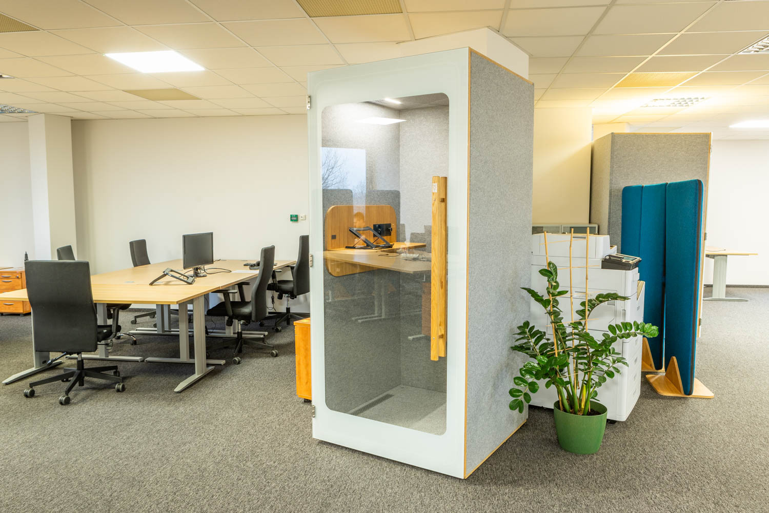 Kabina akustyczna hide phone booths h1 jasna 1